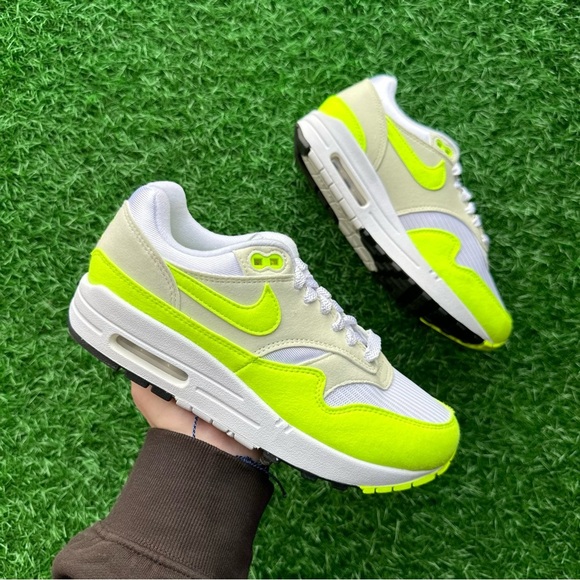 Nike Air Max 1 Bolt - Sea Glass - Picture 4 of 14